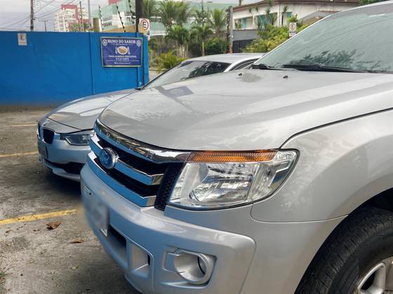 FORD RANGER 3.2 XLT 4X4 CD 20V DIESEL 4P AUTOMÁTICO FORD RANGER 3.2 XLT 4X4 CD 20V DIESEL 4P AUTOMÁTICO